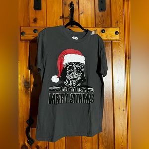 ✨Stars Wars Darth Vader “Merry Sithmas” T-shirt✨